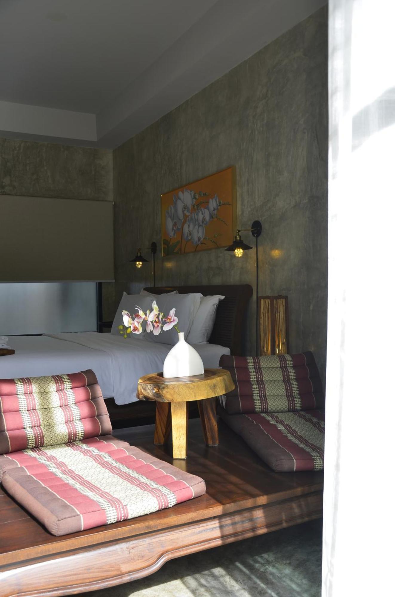 Hotel Arun Rawee อรุณ รวี Chiang Mai Exterior foto